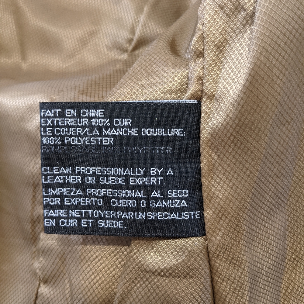 Phase Two Leather jacket - Picture 4 of 15